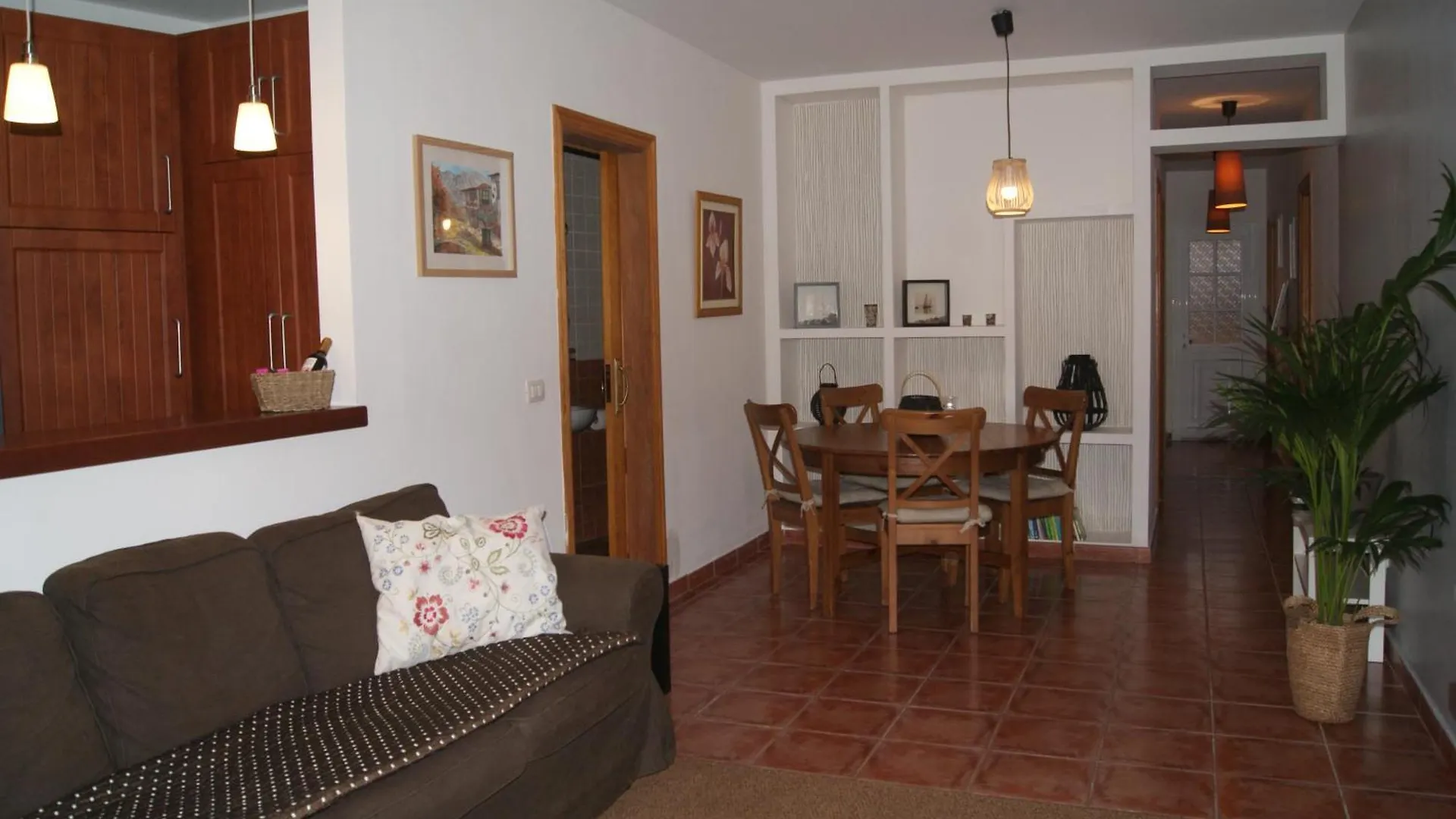 Casa June En La Zamora Puerta A Los Guachinches Los Realejos 0*,  Spain